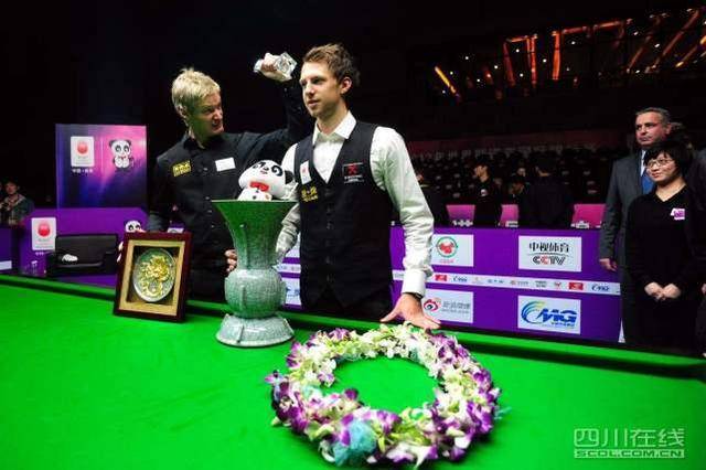 诈唬拿捏 诈唬拿捏